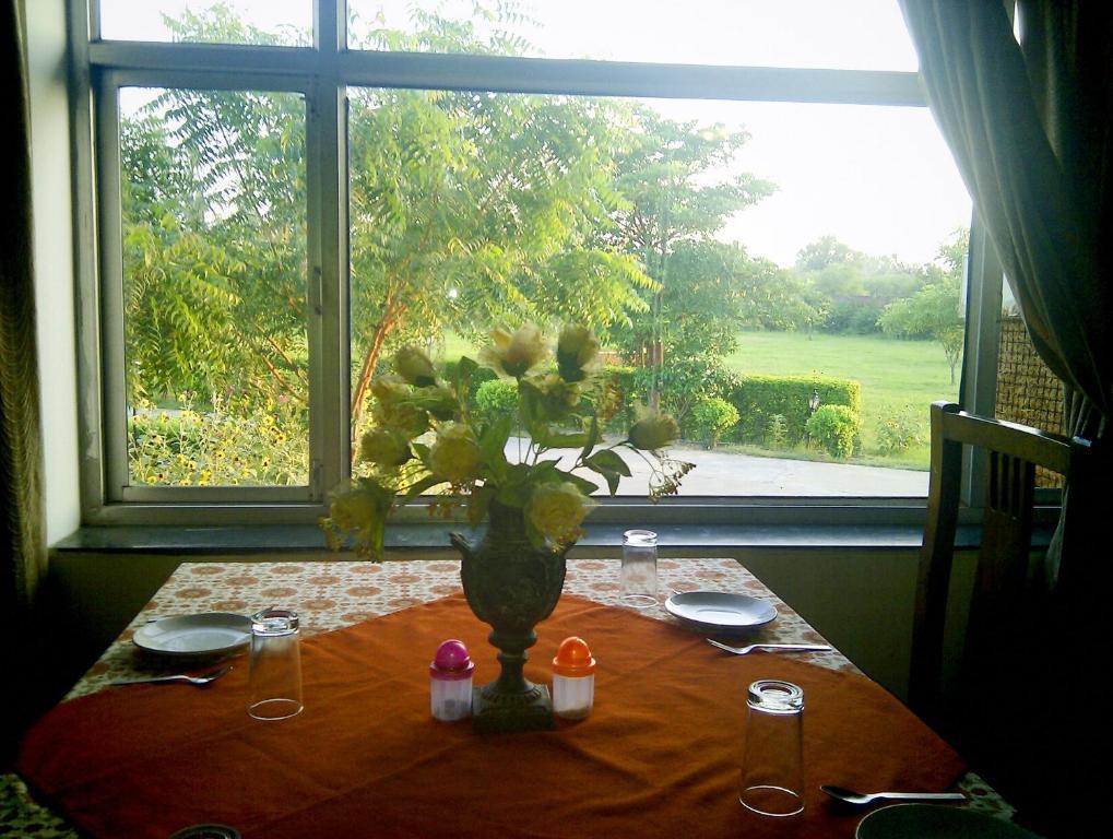 Swaraj Resorts Bharatpur Esterno foto