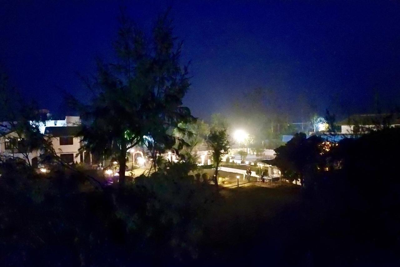 Swaraj Resorts Bharatpur Esterno foto