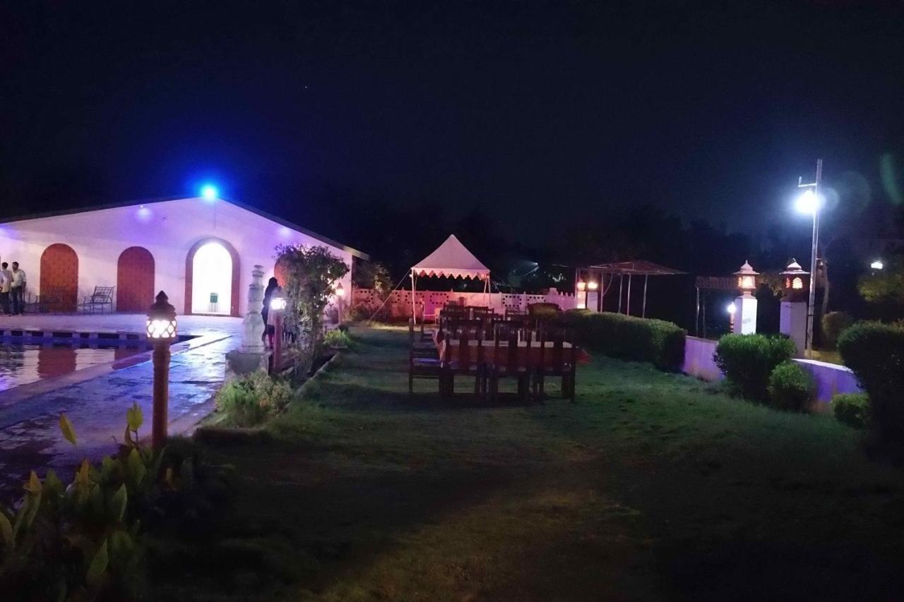Swaraj Resorts Bharatpur Esterno foto