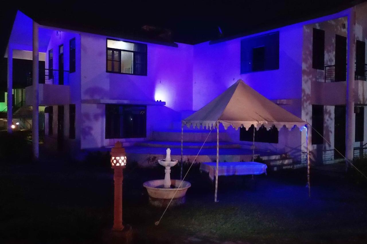Swaraj Resorts Bharatpur Esterno foto