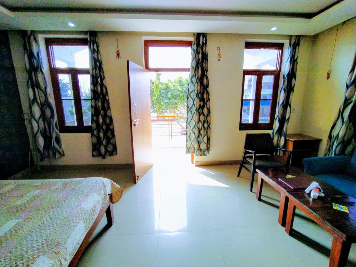 Swaraj Resorts Bharatpur Esterno foto